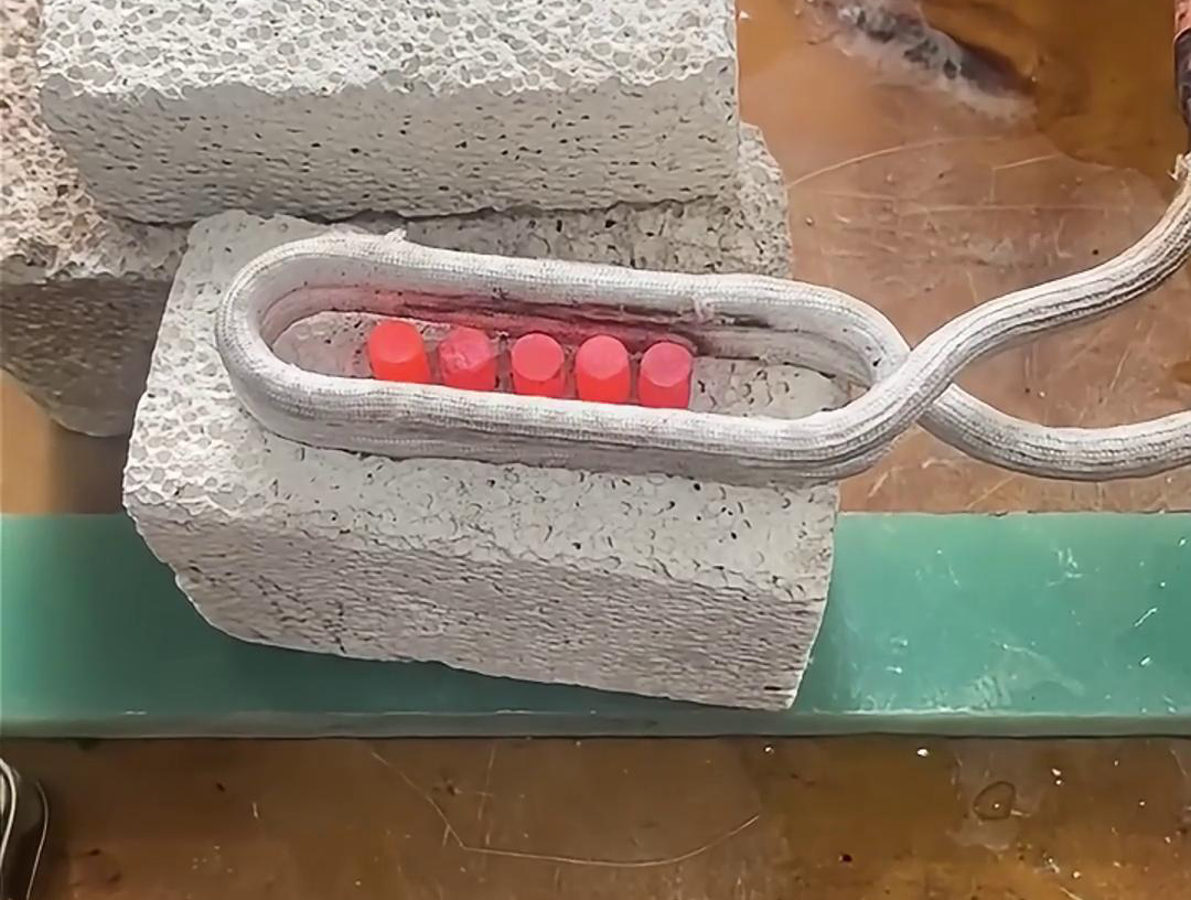 高頻加熱機(jī)，專為合金顆粒加熱試驗(yàn)打造
