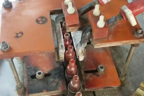 銅管焊接，高頻釬焊機自動化釬焊銅接頭